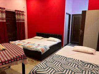 IK Homestay - Varanasi - 6