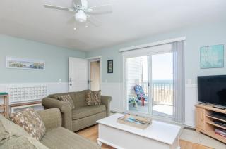 Janssen by Bryant Real Estate - Carolina Beach - 7