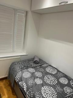 Good Priced Single Rooms in Northolt - 3