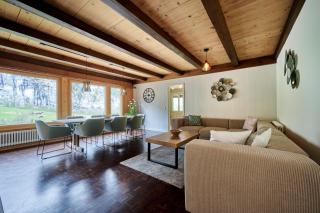 Chalet Mountain Love, spectacular views, spacious & luxurious - Lauterbrunnen - 9
