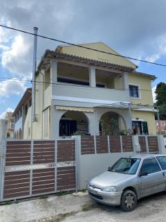 RIRIKA homes - Petrití - 8