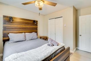 Beach Access BBQ-Ready Poconos Family Getaway! - Blakeslee - 2