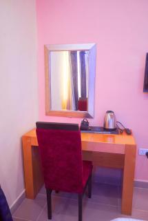 Boripe Hotel and Suites - 8