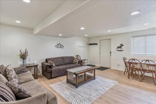 Pet Friendly Hot Tub & Fully Fenced Backyard - North Ogden - 1