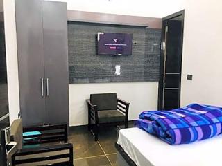 Hotel RV lodge Bulandshahr - Bulandshahr - 5