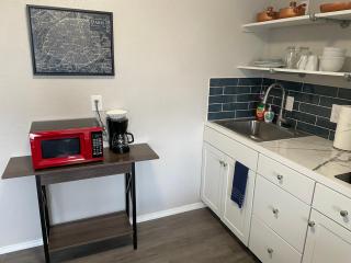 Studio Wbalcony-nob Hill, Unmh, Pres Hosp - Albuquerque - 8