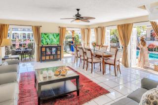 Walk To Beach Waterfront Heated Pool Pelican Key RESIDENCES - 8