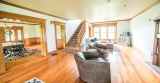 Nature Valley Farm- 2BD/1BA on private 53 acres - - 0