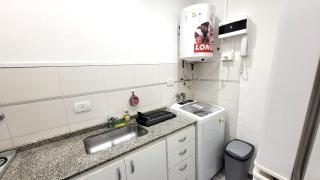 Luminoso, muy completo y bien ubicado Departamento de 2 ambientes - Límite de Retiro/Recoleta - Buenos Aires - 3