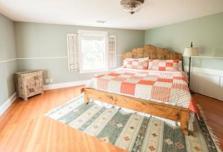Nature Valley Farm- 2BD/1BA on private 53 acres - - 1