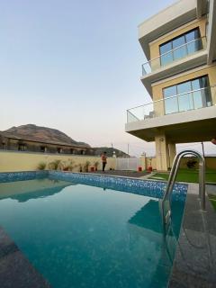 Mountain Gaze Villa - The Dream Stays ll 4 Ac rooms ll Big Pvt Pool ll Hill View - Lonavala - 9