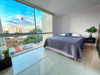 Your Refuge in SCZ Luxurious, Centrally Located and Comfortable - Santa Cruz de la Sierra - 0
