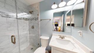 Fiddlers Cove 22D - 3