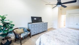 Smucker Country Cottage-Hot Tub - - 3