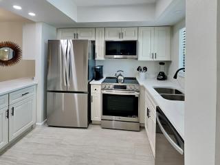 Seaside 304 - Fort Myers Beach - 1