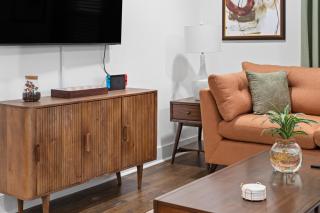 An Entertainment Oasis Near The Battery, Sleeps 10 - Smyrna - 1