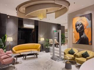 UV by IVA Hotels - Delhi Airport - Nova Deli - 3