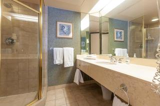 Studio with King Bed, Heated pool - Shanty Bay - 5