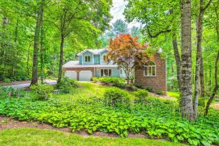 Spacious Family Home Near Hiking and Breweries! - Arden - 9