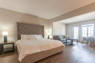Studio-King Bed with Heated pool - Shanty Bay - 4