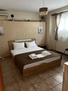 MARIALENA HOMe - - 9
