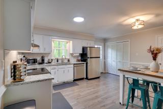 7 Mi to Dtwn Raleigh BBQ-Ready Townhome! - Raleigh - 4