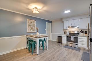 7 Mi to Dtwn Raleigh BBQ-Ready Townhome! - Raleigh - 2
