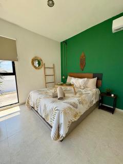 Private Suite with Terrace & Jacuzzi - Mérida - 0