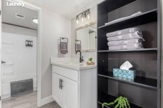 Stylish 2br1ba Apt King Bed Heart Of The City - Tempe - 1