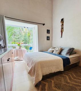 Quarto em casa de praia com estacionamento - Balneário Camboriú - 2