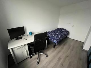 Chambre privée avec bureau - 3