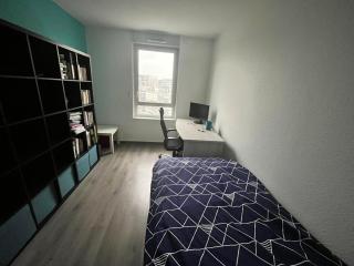 Chambre privée avec bureau - 4