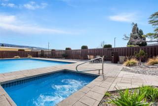 Best Western Chieftain Inn - 4