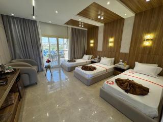 Ramage Hotel & Resort - 8