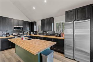 Pine Del 3BDR Home in Forested Flagstaff - Flagstaff - 3