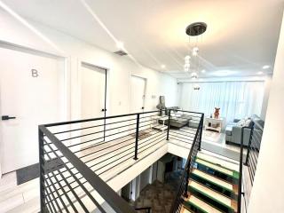 Fancy private home - - 6