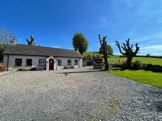 Mc Courts Cottage - Hilltown - 4