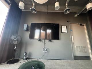 Studio In london- - Harrow Weald - 9