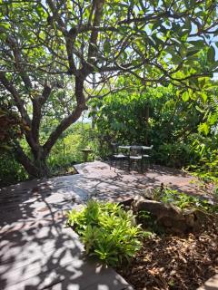 J & Ella's Holiday House - 2 Bedroom, 3 Beds, 2 Bathroom, 4 or 5 Guests - 5