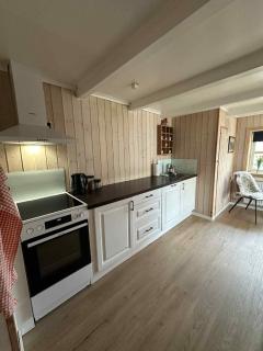 Beggustova - located in Kaldbak village, close to Tórshavn - - 8