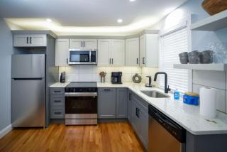 Enchanting Hidden Door Escape - 8