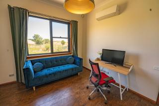 Luxurious Country Estate 6 BR 6 Bathroom - 3