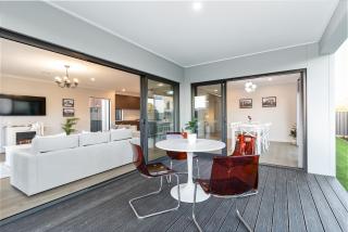 Everhome Lakeside Home - Berwick - 7