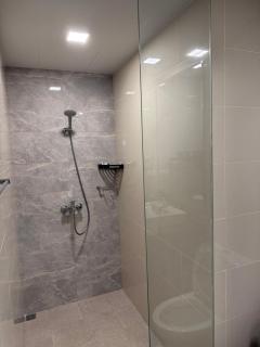 Luxurious Modern Cozy Manila Bayview Pool View 1 2 3 Bedrooms Near Manila Airports Okada Solaire MOA - Manila - 3