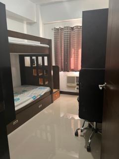 Spacious 2 Bed & 2 Bath Condo in Newport City - Manila - 6