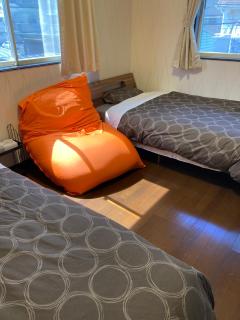 A Beautiful Large Japanese Home with Tatami room - 2