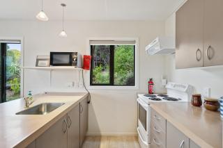 Crescent View - Wanaka Holiday Home - Wanaka - 2