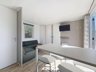 Mobil-home 4* Grand Confort, 200m plage, piscine, fitness, parking, ménage inclus, Wi-Fi gratuit - FR-1-361A-75 - Jullouville-les-Pins - 5