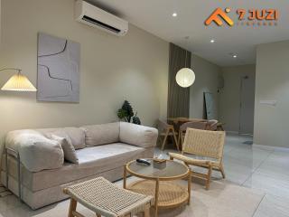KL Tower View Luxury Cozy& Spacious Suite 4-5 Pax - Kuala Lumpur - 1