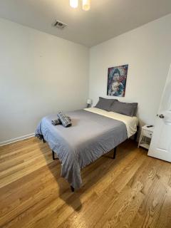4 ROOMS FAMILY HOUSE WITH BACKYARD, LAUNDRY AND PARKINg - Union City - 3